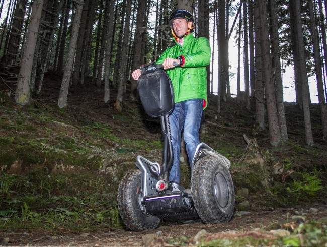 Segway fahren im Wald